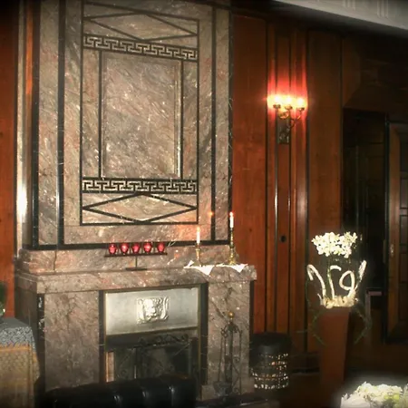 Weisser Berg אתר נופש 4*