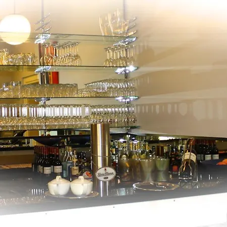 Weisser Berg אתר נופש 4*